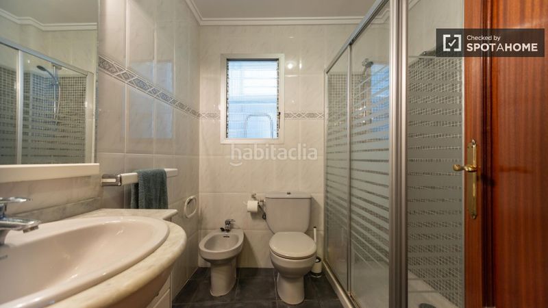 Foto 4f24f79a-76b7-4d4b-85a8-c6c047d35c23. Lloguer pis amb calefacció a Natzaret Valencia