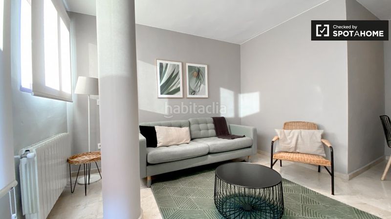 Foto 4cf32055-3a5a-4cf6-a018-e817db7ef147. Rent flat with heating in Barrio de Patraix Valencia