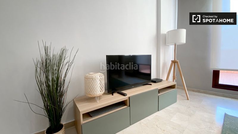 Foto d9370812-0d82-477c-8f3a-d3b69a06dcd2. Rent flat with heating in Barrio de Patraix Valencia