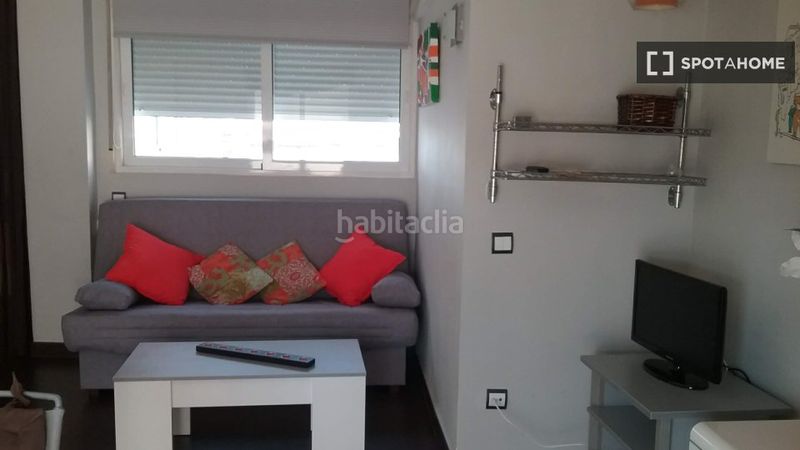 Foto d4cc2435-e0d2-4336-9d5d-db4e5d71cc8d. Lloguer pis amb calefacció a La Creu del Grau Valencia