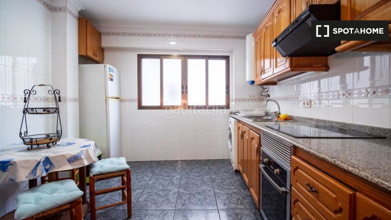 Foto 7e4754f2-83d8-46e6-8955-278936aa59d5. Rent flat with heating in La Roqueta Valencia