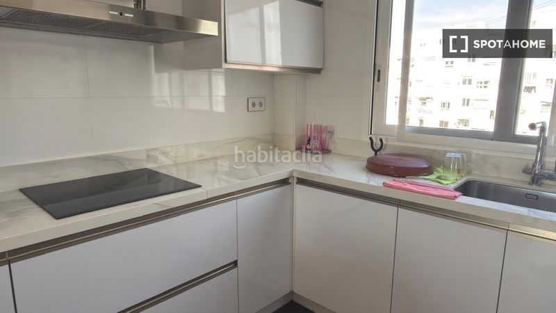 Foto aa48aba3-1c99-4bef-8362-94cf4d2f943b. Rent flat with heating in Marxalenes Valencia