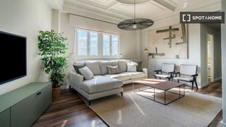 Miete Etagenwohnung in El Pilar. Piso de 4 habitaciones en alquiler en el pilar, valencia