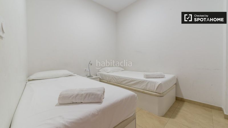 Foto e5cd3ec2-3eb1-4ef0-9e86-b63cdea24976. Rent flat with heating in Camí Fondo Valencia