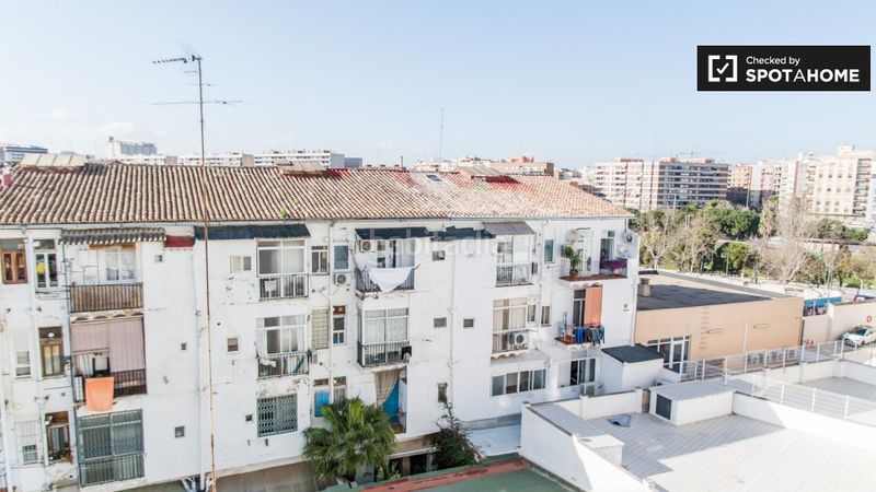 Foto a6916e28-3c25-4c03-9793-5ff0afa24e59. Lloguer pis amb calefacció a El Carme Valencia