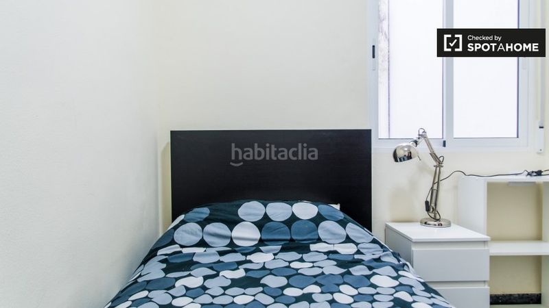 Foto b63b3881-a776-44f5-8a37-3137a48d842e. Lloguer pis amb calefacció a El Carme Valencia