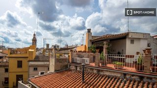 Location Appartement à El Mercat. Estudio en alquiler en ciutat vella, valencia