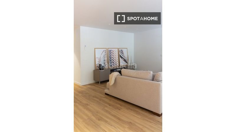 Foto 8d328852-ded2-4b0c-b5b9-4b183c2da4a5. Rent flat with heating in Mestalla Valencia