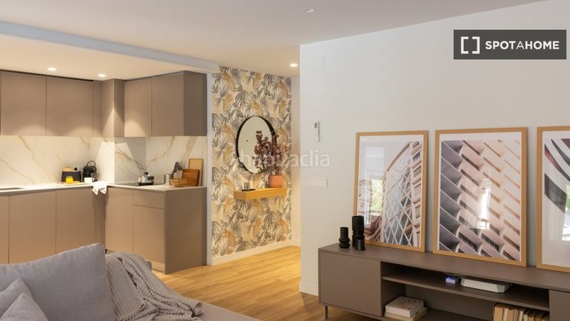 Foto c23a4bad-ed3b-44a8-b53c-b2fc69118d29. Rent flat with heating in Mestalla Valencia