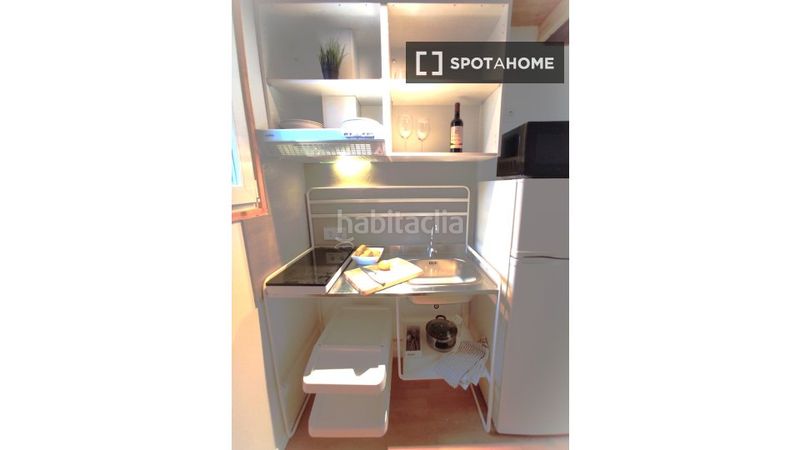 Foto e0aab333-ff3a-453c-a2c0-00a4deba3063. Rent flat with heating in Barrio Benicalap Valencia