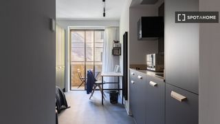 Miete Etagenwohnung in La Bega Baixa - Plaza Xúquer. Estudio en alquiler en la vega baixa, valencia.