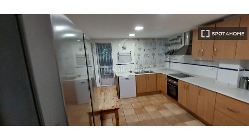 Foto dd8e9e3d-6b1a-4557-9c87-8b0874554e00. Rent flat with heating in Mas Camarena Bétera