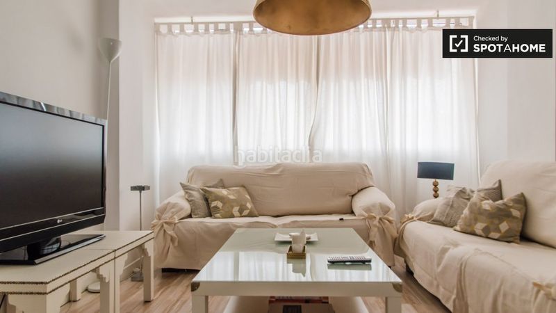 Foto 4a36a107-ff82-439e-9197-c5ef27feb9b2. Rent flat with heating in Albors Valencia