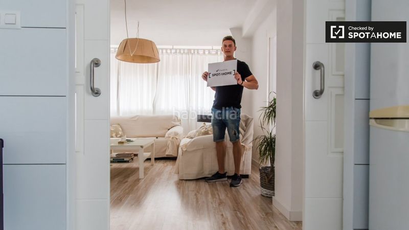 Foto 8c2fded3-7d3d-4b6d-8f0a-7be55f023144. Rent flat with heating in Albors Valencia