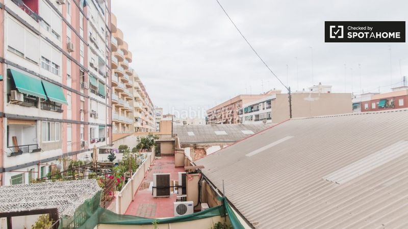 Foto f6b53284-34a6-455c-9b9c-fe803112099c. Rent flat with heating in Albors Valencia