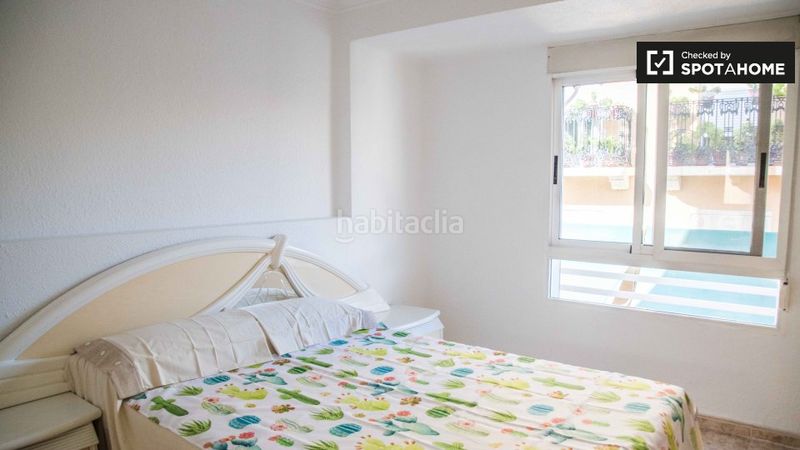 Alquiler Piso  en  El Cabanyal-El Canyamelar. Apartamento de 3 dormitorios en alquiler en poblats marítims, va