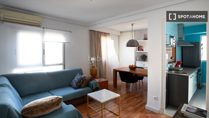 Foto 7f576d64-1a84-4202-863c-9e89f3a65b28. Rent flat with heating in Russafa Valencia