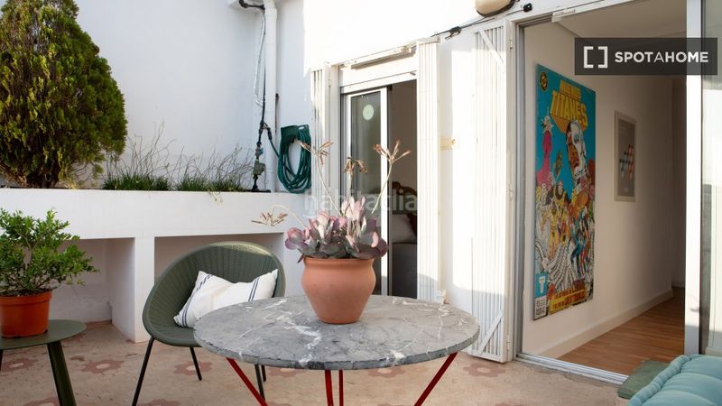 Foto d4a3270d-df87-4dba-b342-996681741849. Rent flat with heating in Russafa Valencia