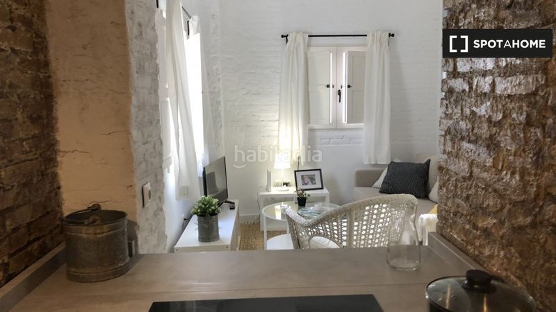 Foto ce741826-24f6-4136-8f6a-e0255b41387b. Rent flat with heating in Barrio Benicalap Valencia