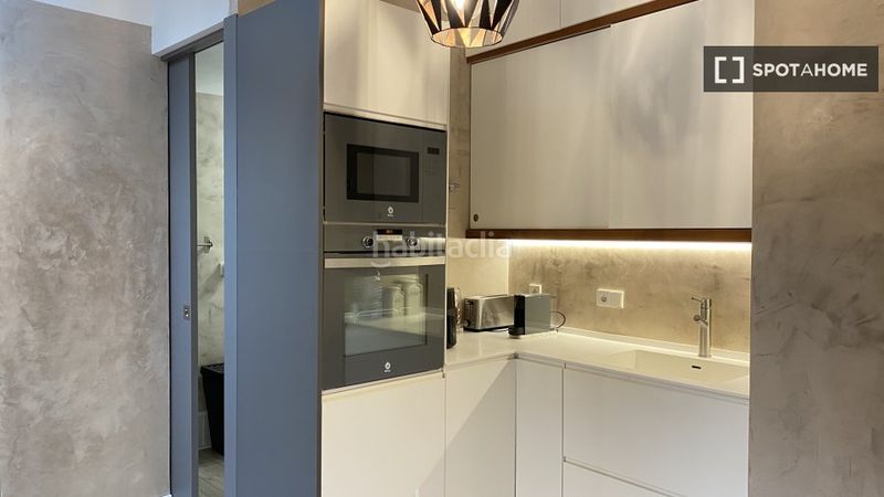 Foto 38cdd399-f610-400d-9c2e-4483ad9a2283. Rent flat with heating in Russafa Valencia