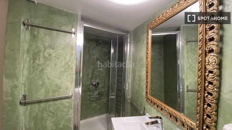 Foto 8eb34f0c-55c8-4486-bbf1-2fc2d4420fd5. Rent flat with heating in Russafa Valencia