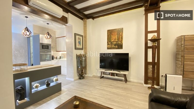 Foto fe119fcf-eb7a-4595-a8b9-ba35b709b233. Rent flat with heating in Russafa Valencia