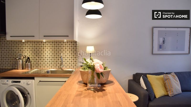 Foto f98002c7-2a34-4c79-9e96-5a25faea3b64. Rent flat with heating in Barrio Benicalap Valencia