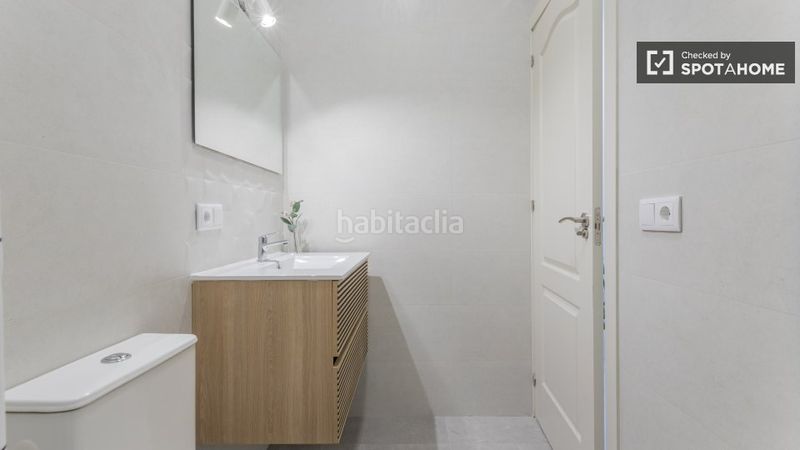 Foto 025c1fd7-5bb5-456f-8f90-d442f6edaa1f. Rent flat with heating in Barrio Benicalap Valencia