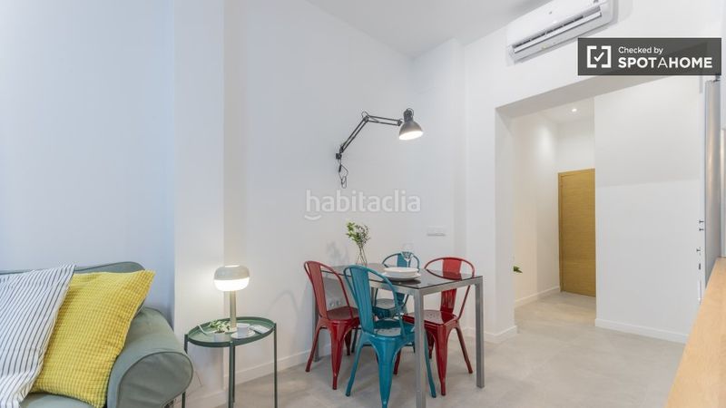 Foto 3db84a29-f79f-4812-9ba7-38b9e9505476. Rent flat with heating in Barrio Benicalap Valencia