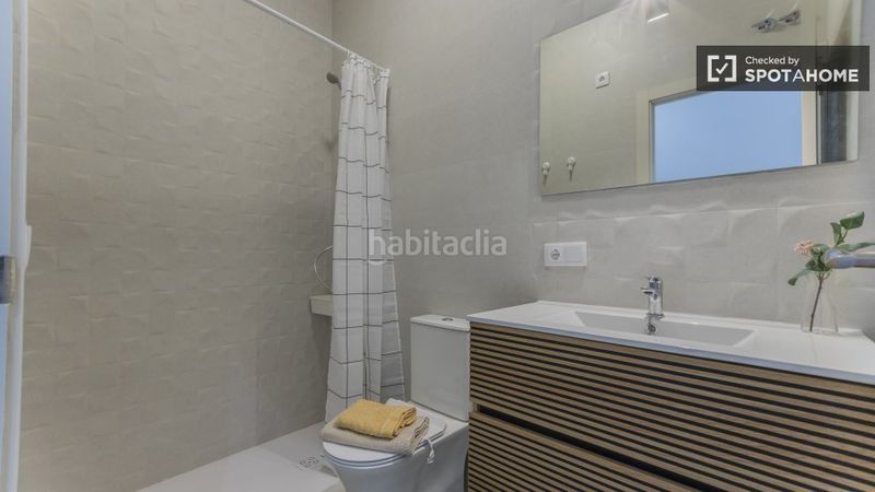 Foto 5adc46ba-b0c1-4618-adcb-d35bd4b128a1. Rent flat with heating in Barrio Benicalap Valencia