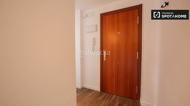 Foto 61cbec64-2a81-4620-8589-3cbb43c15efa. Rent flat with heating in Torrefiel Valencia