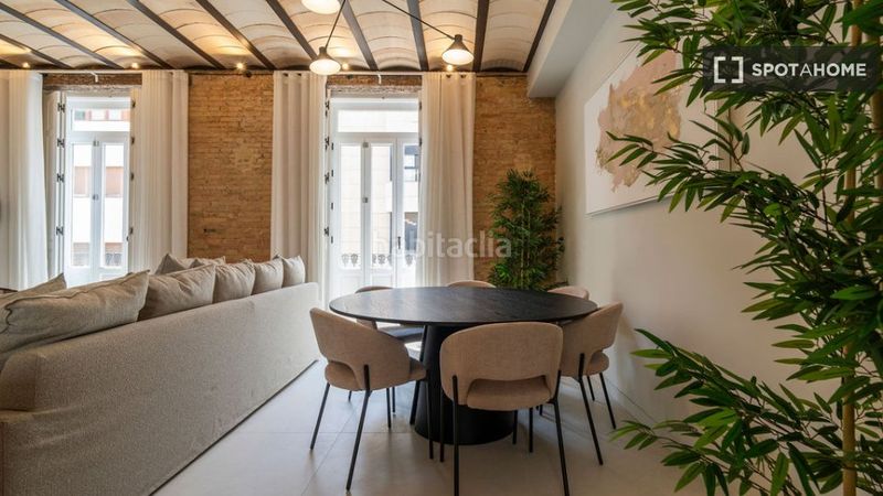 Foto e0ba1d26-f487-4539-9bbf-7c42ddba2bab. Rent flat with heating in Gran Via Valencia