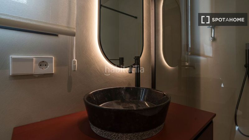 Foto f1a2af07-0956-46a7-957f-bf0510742193. Rent flat with heating in Gran Via Valencia