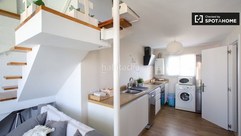 Foto 7735e4f8-57cf-4757-b4dc-c12249d4f552. Rent flat with heating in Russafa Valencia