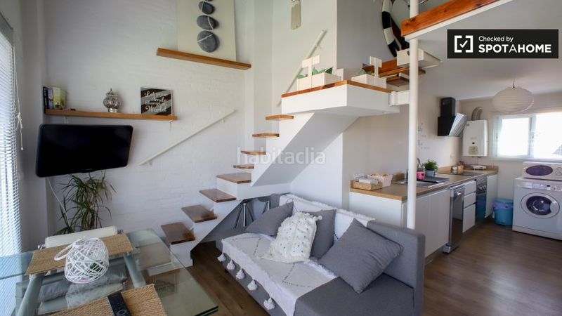 Foto a9c89b72-ab8c-4b27-a591-88bf6445024f. Rent flat with heating in Russafa Valencia