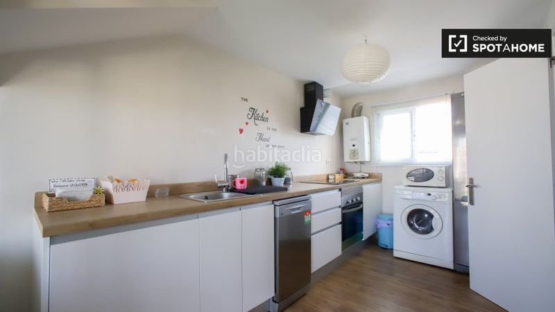 Foto d11ff881-be73-45a5-9eef-dff561ff1e49. Rent flat with heating in Russafa Valencia