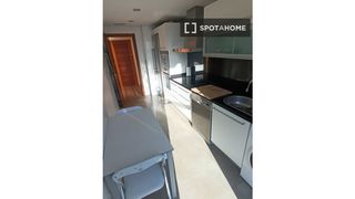 Rent Flat in Barrio Benicalap. Apartamento de 2 dormitorios en alquiler en benicalap, valencia