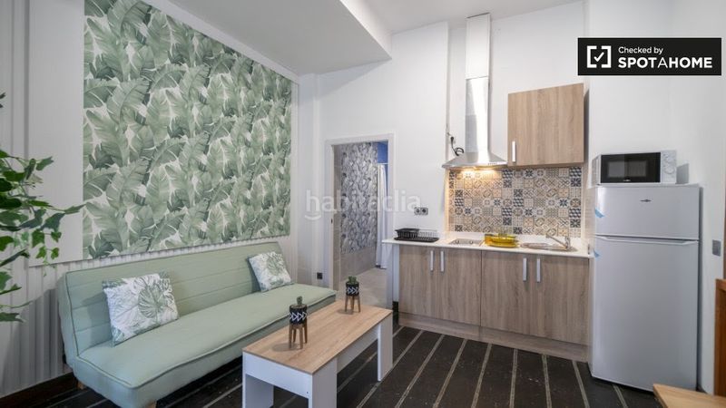 Foto 9c1f84e6-4d15-4e53-a2af-354752b0c854. Rent flat with heating in Aiora Valencia