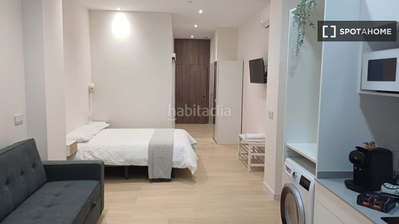 Foto fd84d923-1cde-4973-84d2-fb36aa316489. Rent flat with heating in Marxalenes Valencia