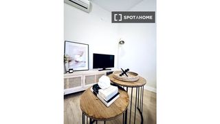 Rent Flat in El Carme-Sant Agustí-Bonavista. Piso en alquiler en leliana, valencia