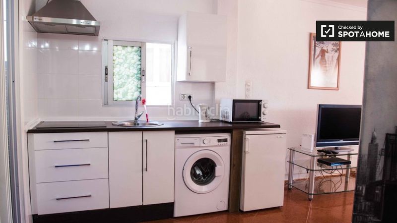 Foto d85dcc03-480b-400e-b065-dcb9f5134959. Rent flat with heating in Sant Francesc Valencia