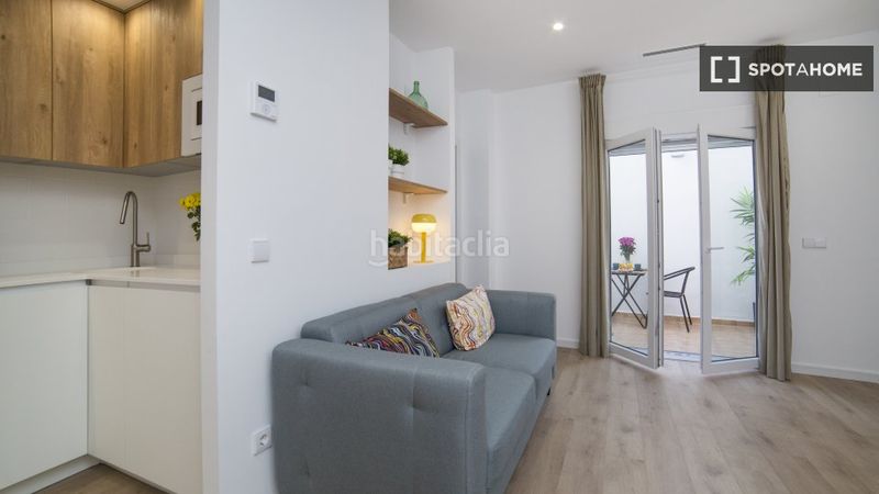 Foto d5acb4bc-2c53-4c5f-ba2c-1c323b600f34. Rent flat with heating in Barrio Benicalap Valencia