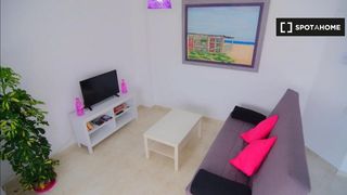 Miete Etagenwohnung in El Cabanyal-El Canyamelar. Apartamento de 2 dormitorios en alquiler en cabanyal, valencia.
