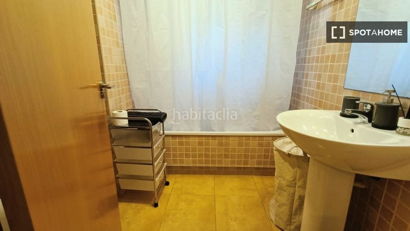 Foto dcf413b0-8880-4a76-90a6-653b86274fc0. Rent flat with heating in Barrio de Patraix Valencia