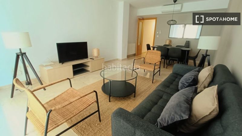 Foto eb5d1844-519e-4a63-82eb-3543c9ee6b7f. Rent flat with heating in Barrio de Patraix Valencia