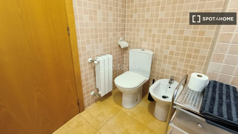 Foto f5c61034-1607-42d4-8159-e300200d0ed5. Rent flat with heating in Barrio de Patraix Valencia