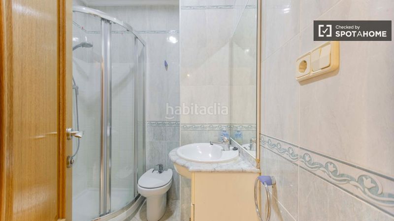 Foto c7e363b3-4fed-4ed7-8c4e-db83b802fc8f. Rent flat with heating in Russafa Valencia