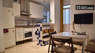 Miete Etagenwohnung in Russafa. Apartamento de 2 dormitorios en alquiler en russafa, valencia