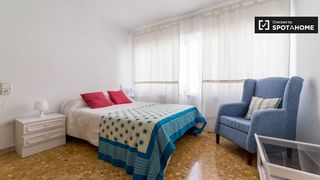 Miete Etagenwohnung in Sant Francesc. Luminoso estudio en alquiler en ciutat vella, valencia