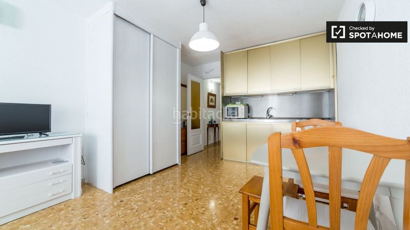 Foto 974ccf70-76b9-4e1c-8290-e7b50d8d890a. Rent flat with heating in Sant Francesc Valencia